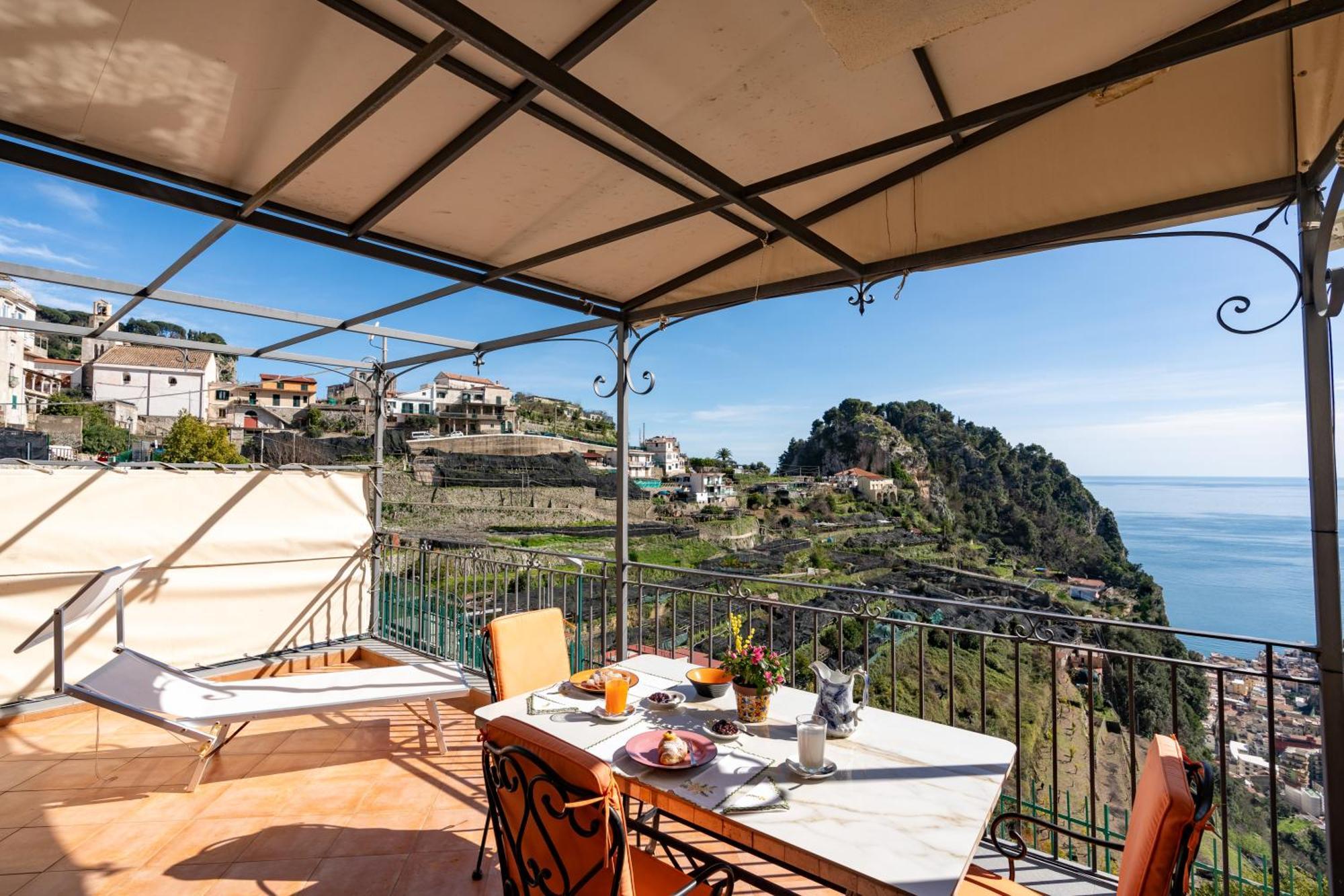 Il Paradiso sul Mare Apartment Scala Exterior foto